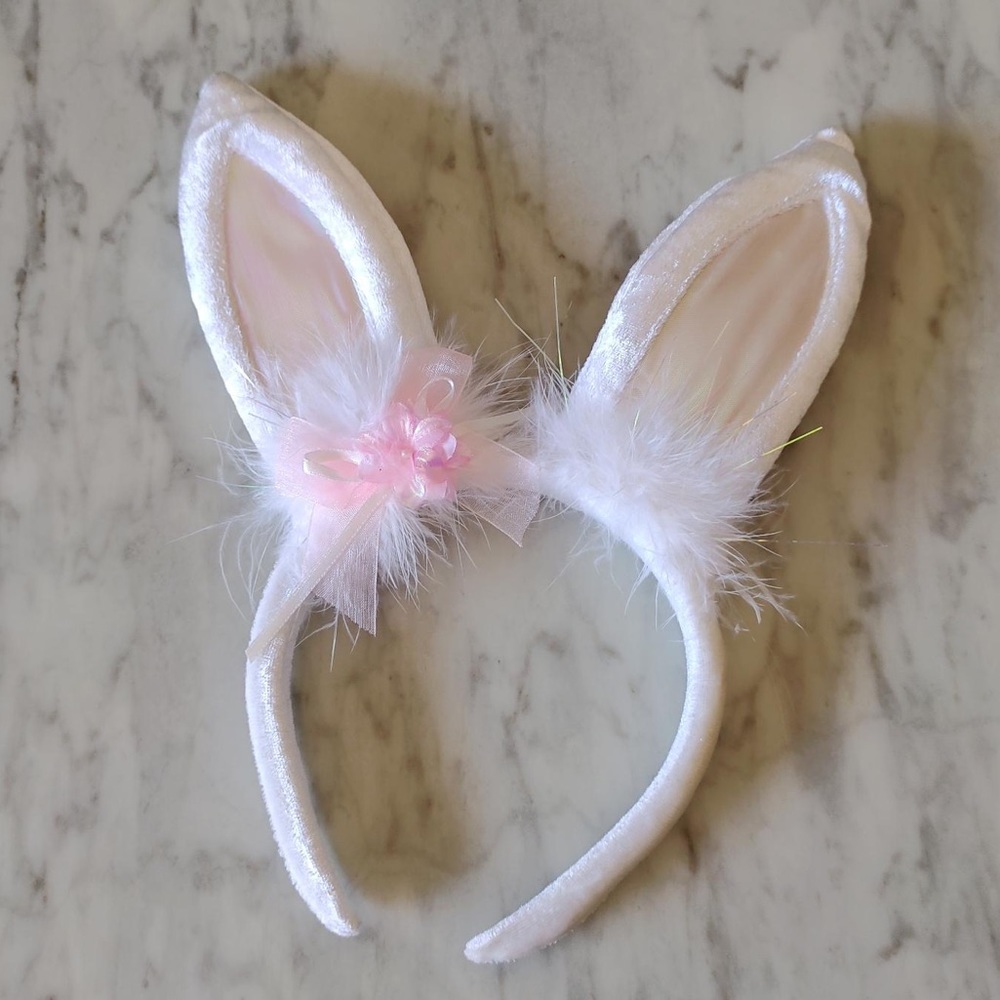 🆕 Party City: Cute Bunny Ears Headband
